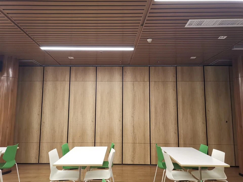 Folding Room Divider Walls